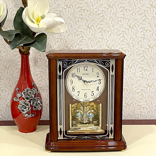 Đồng hồ để bàn Rhythm CRH226NR06